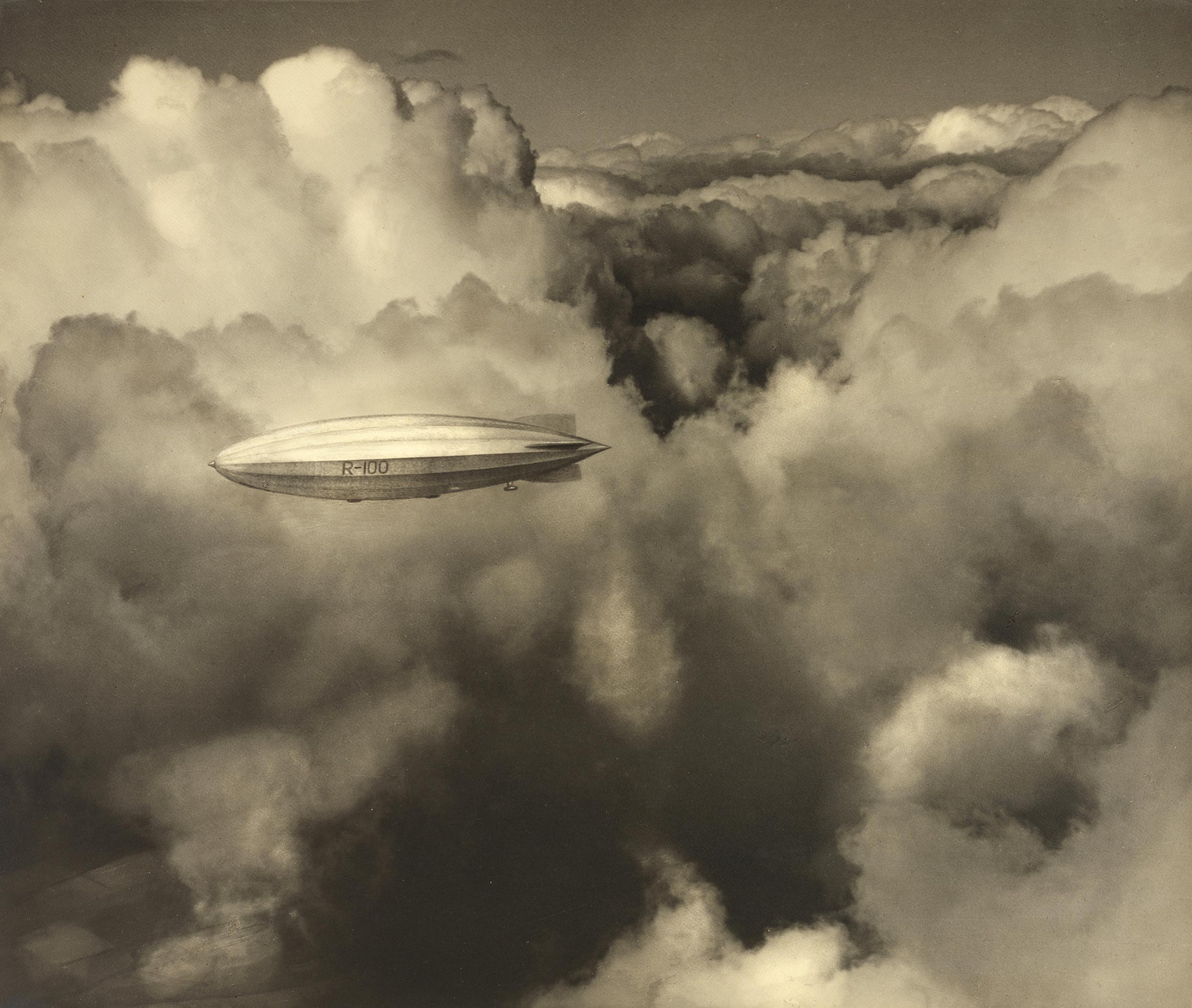 Alfred G. Buckham R100 c. 1920, courtesy of the Scottish National Portrait Gallery. Alfred G. Buckham R100 c. 1920, courtesy of the Scottish National Portrait Gallery.